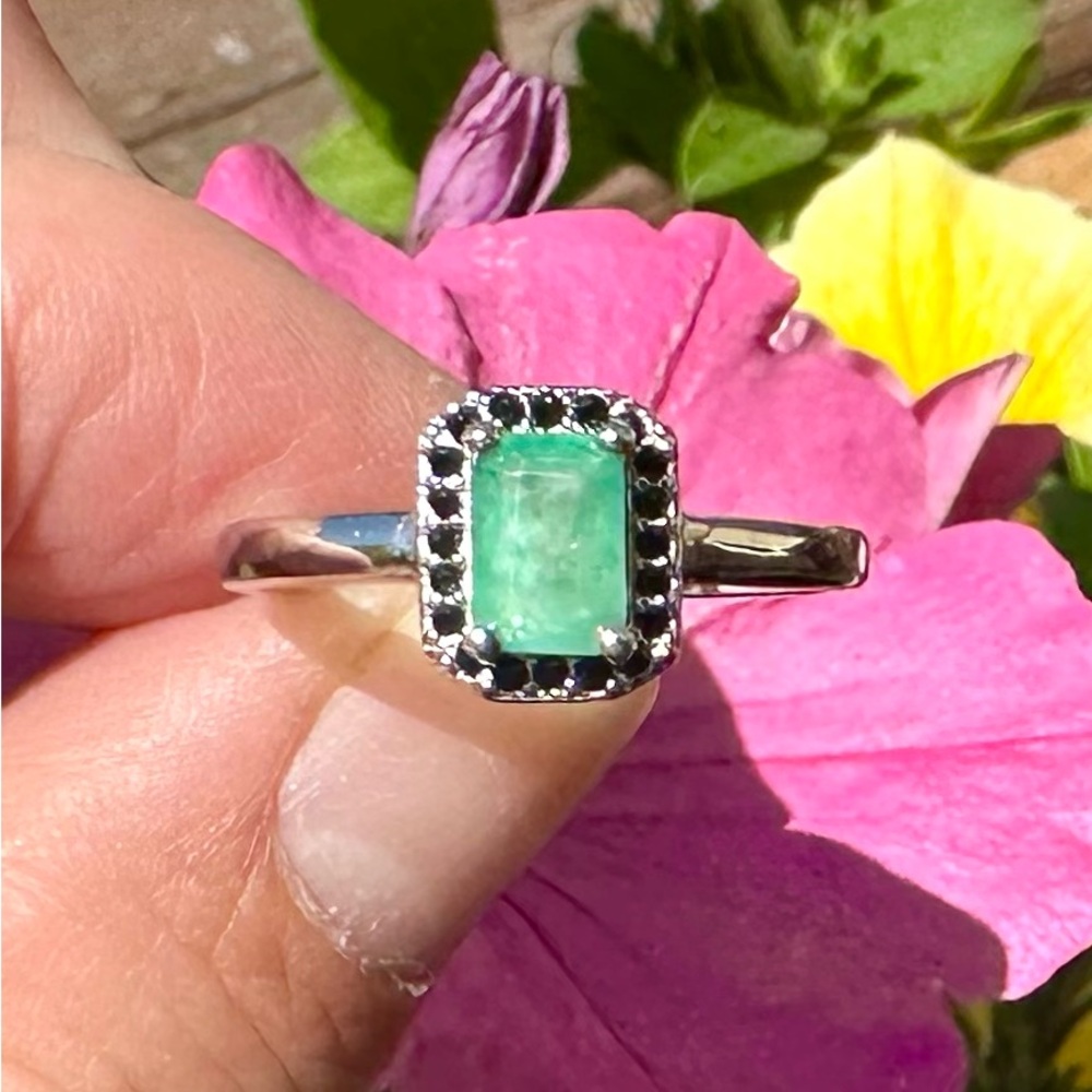 BRAND NEW Emerald Ring, Black Spinel, Sterling Silver, Sz 6